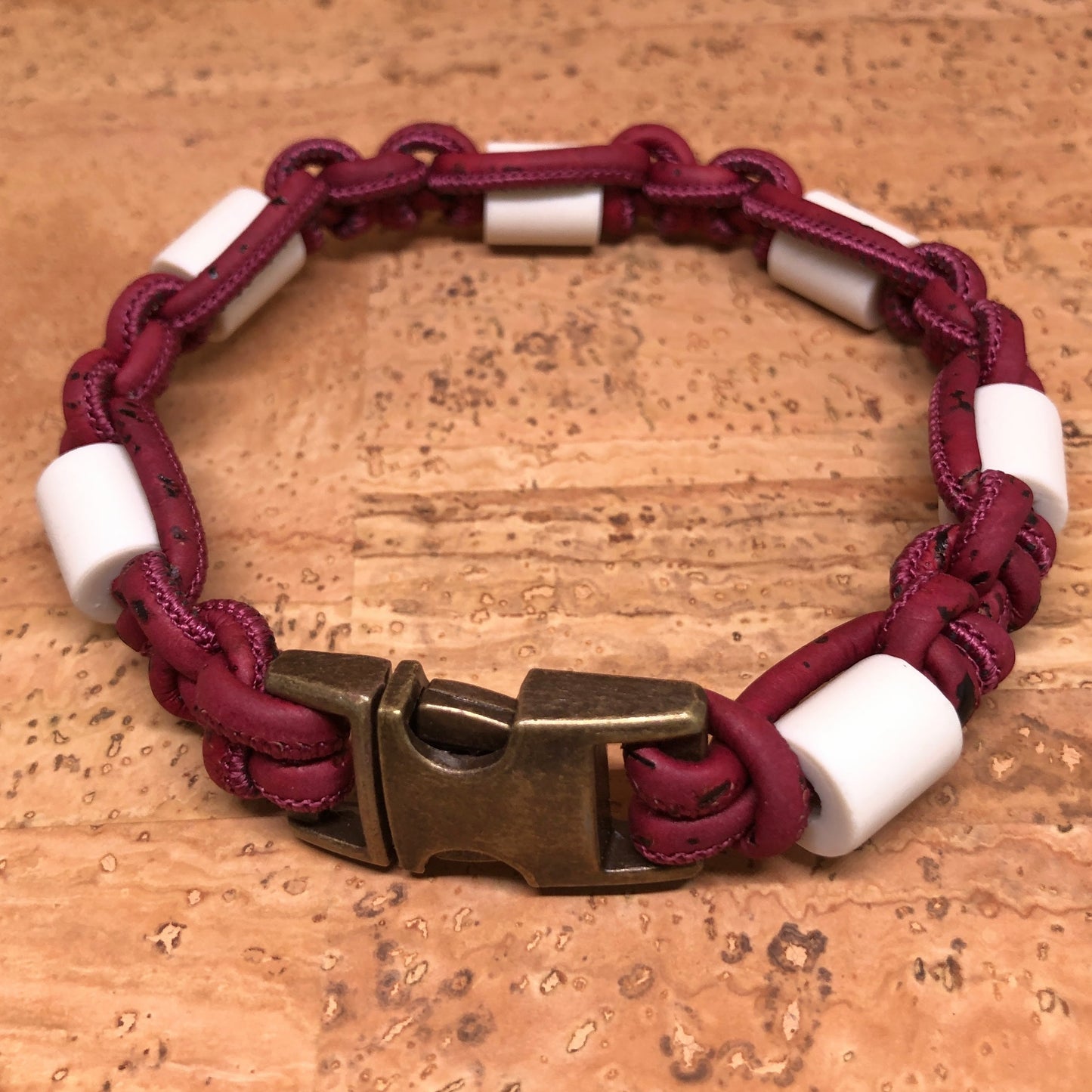Thin Buckle EM Collar