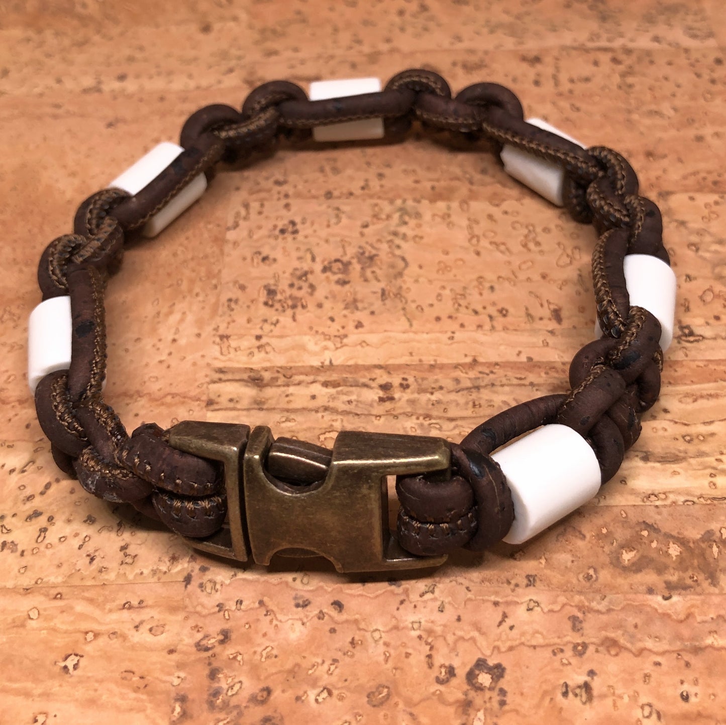Thin Buckle EM Collar