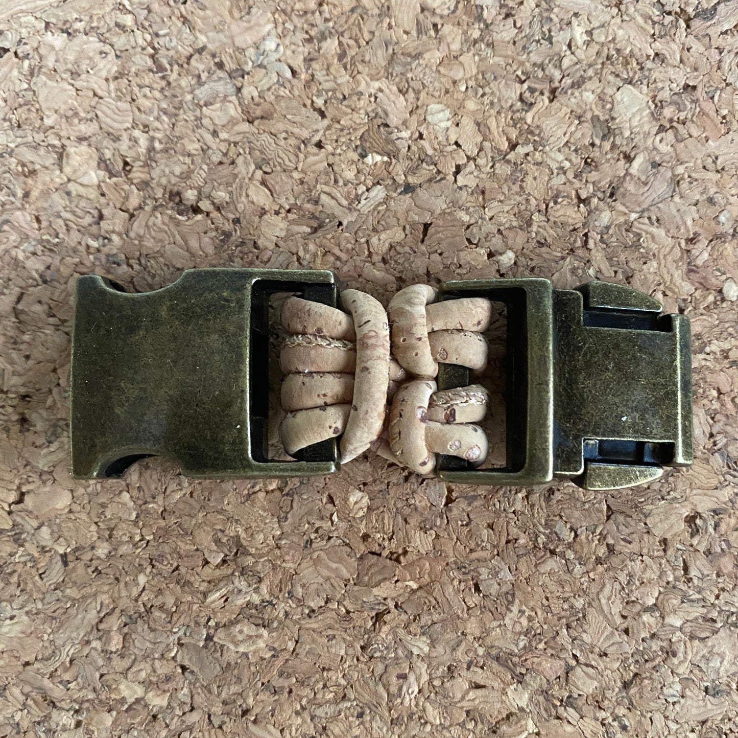 Wide buckle collar extension