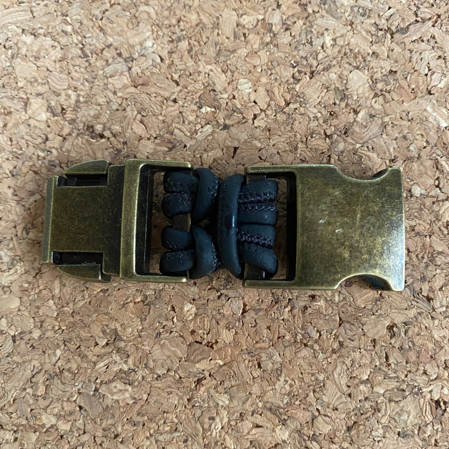 Wide buckle collar extension
